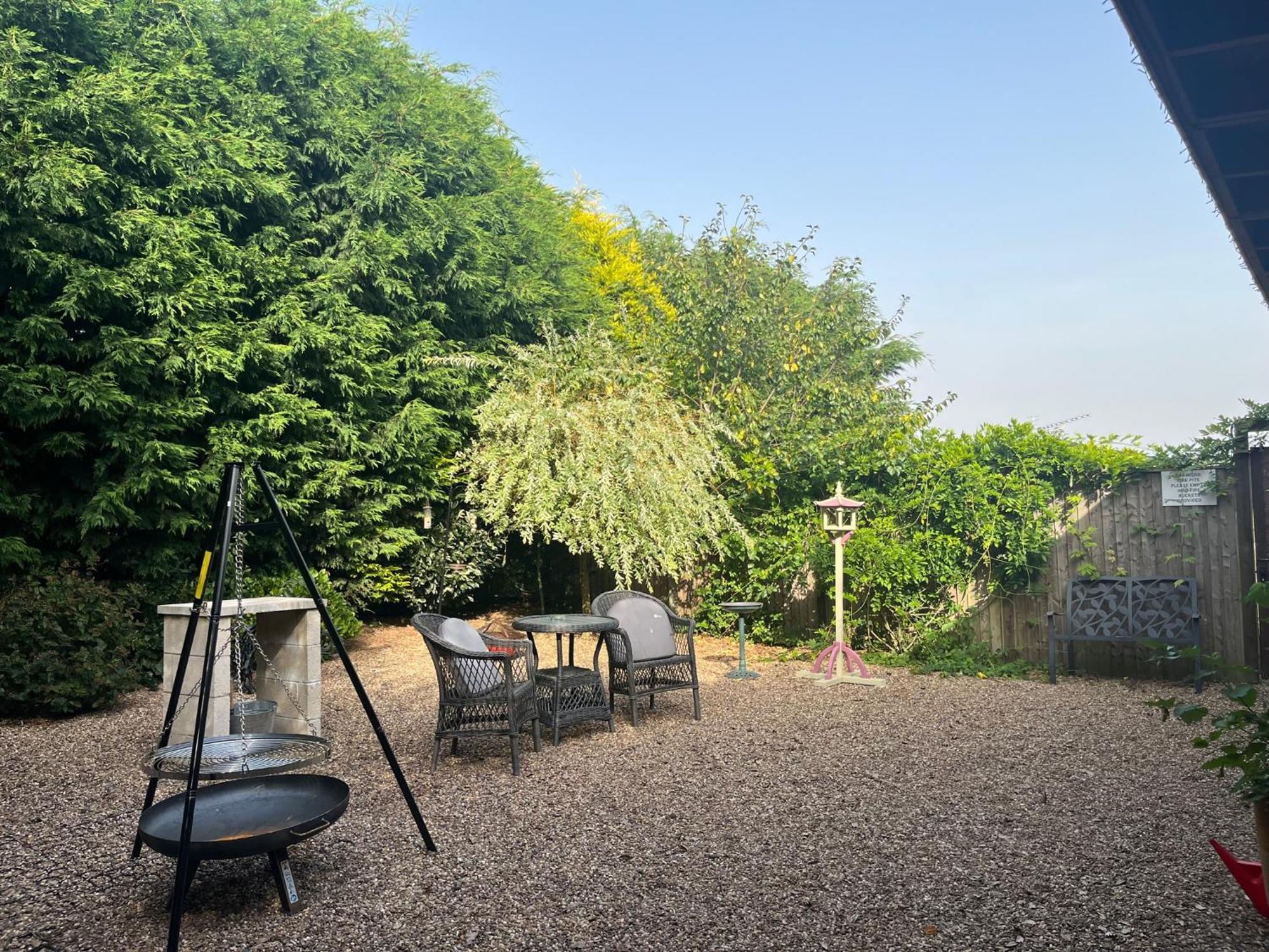 Fairview Farm Holiday Accommodation 14 Luxury Lodges, Cabins, Dog Friendly, Suitable For Couples, Families And Groups, Wedding Guests , Corporate Events, Sleeps 2-65 Guests In Ravenshead, Nottingham Near Sherwood Forest, Set In 88 Acres Exteriér fotografie